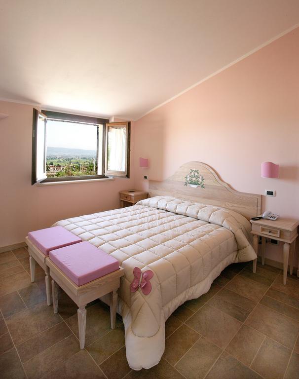 Appartamenti Poggio Fiorito Assisi Kamer foto